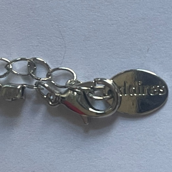 Claire’s Set Of Three Silver Toned Bracelets - Picture 4 of 6